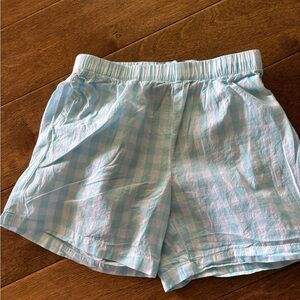 Properly tied shorts boys size 5